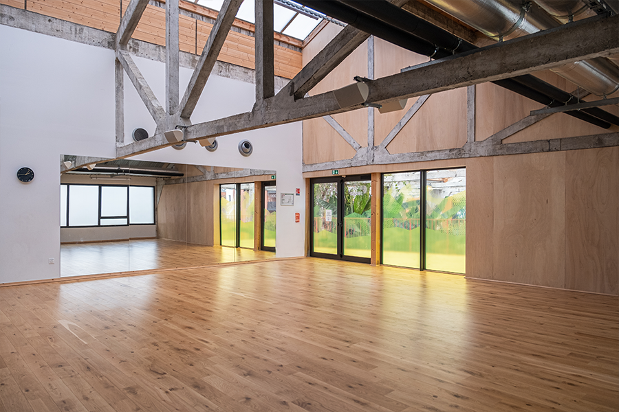 La salle de 100 m²